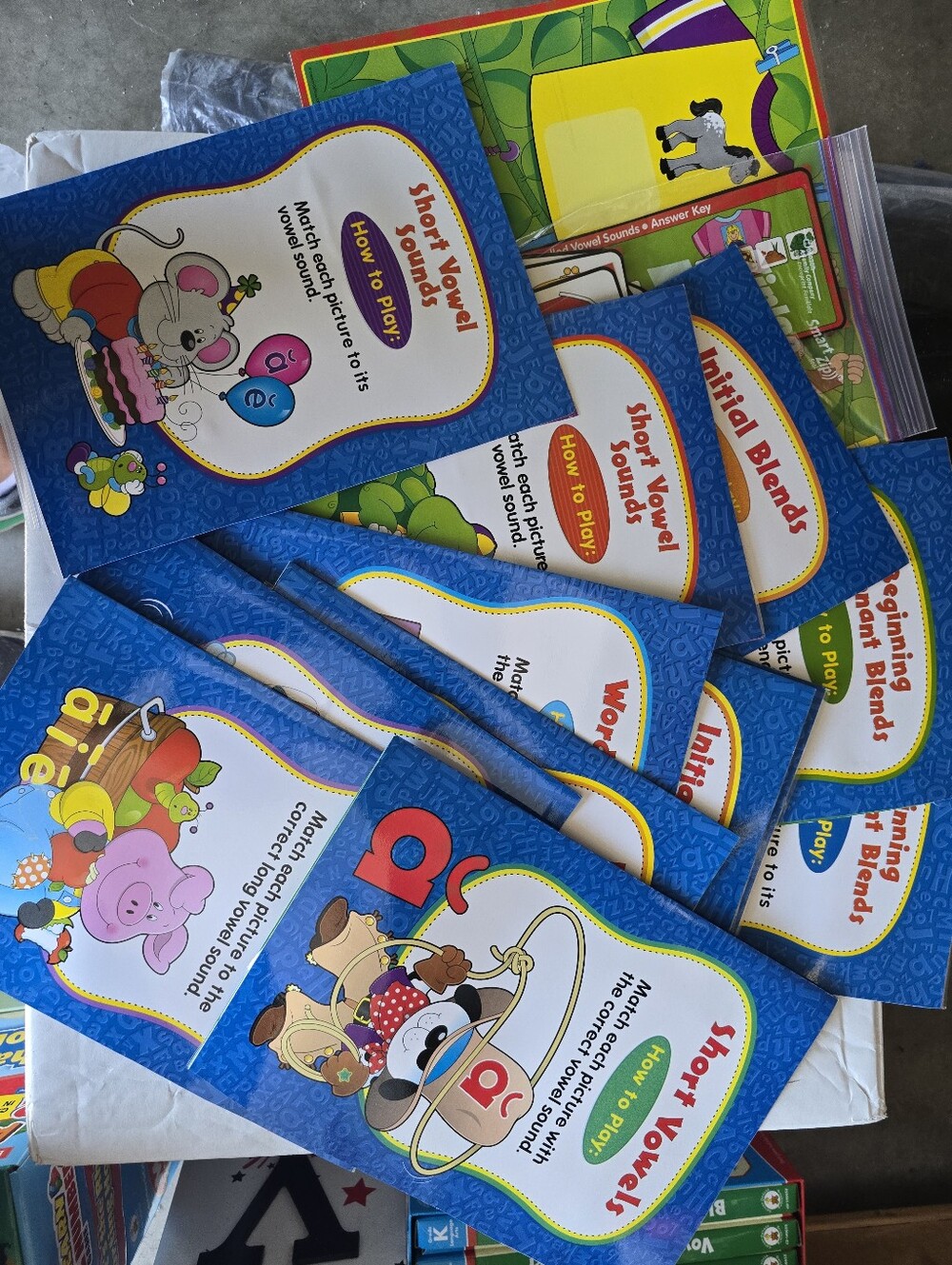 Educational Short Vowel & Phonics Activity File Games for Kids - Blue